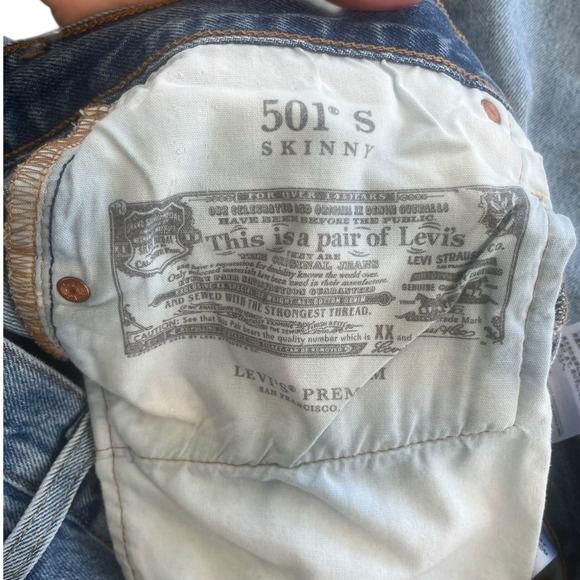 Levi's 501 High Waist Button Fly Distressed Light Wash Skinny Jeans 29x28 Indie - Picture 6 of 11